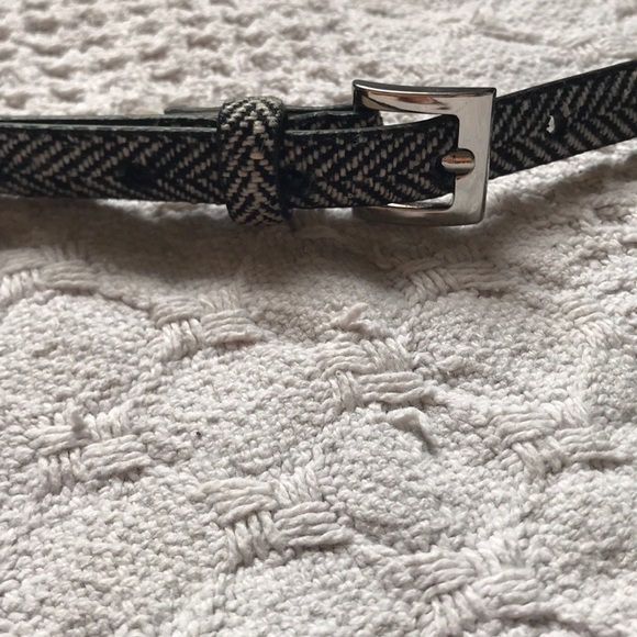 Accessories - Herringbone Belt. Size Small